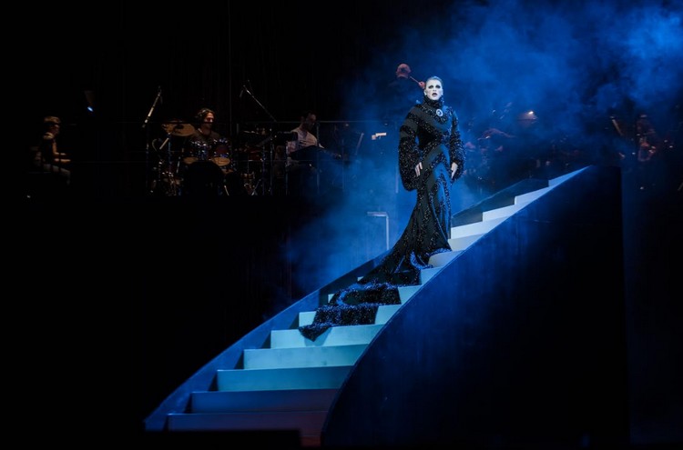 zaxaratoscabaret.jpg