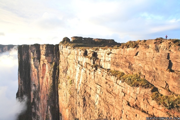 cliffs-of-mount-roraima.jpg