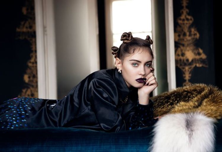Iris-Law-features-in-a-new-Illustrated-People-shoot_6cede.jpg
