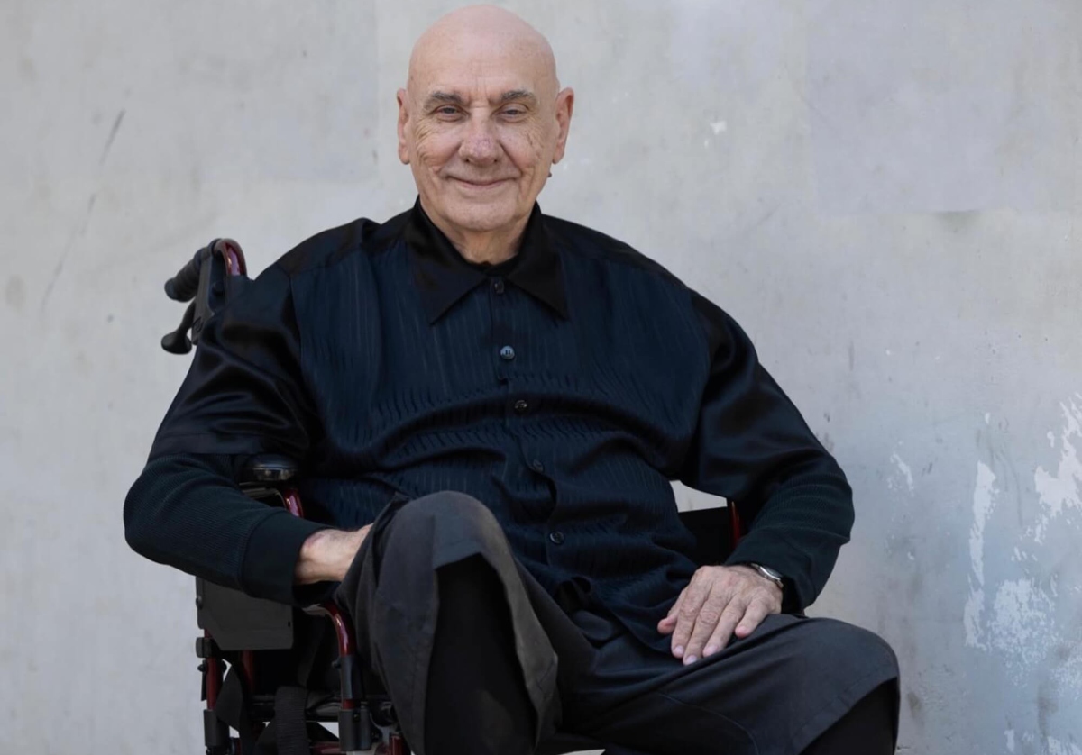 &Omicron; Bill Ward &tau;&omega;&nu; Black Sabbath &delta;&eta;&lambda;ώ&nu;&epsilon;&iota; ό&tau;&iota; &epsilon;ί&nu;&alpha;&iota; &alpha;&kappa;ό&mu;&alpha; &nu;&tau;&rho;ά&mu;&epsilon;&rho;, &alpha;&nu; &kappa;&alpha;&iota; &beta;&rho;ί&sigma;&kappa;&epsilon;&tau;&alpha;&iota; &sigma;&epsilon; &alpha;&mu;&alpha;&xi;ί&delta;&iota;&omicron;