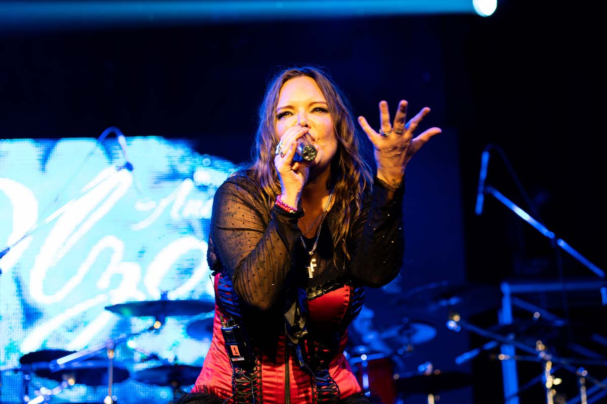 &Eta; Anette Olzon &alpha;&nu;&alpha;&kappa;&omicron;ί&nu;&omega;&sigma;&epsilon; &epsilon;&upsilon;&rho;&omega;&pi;&alpha;ϊ&kappa;ή &pi;&epsilon;&rho;&iota;&omicron;&delta;&epsilon;ί&alpha; &mu;&epsilon; &sigma;&tau;ά&sigma;&eta; &sigma;&tau;&eta;&nu; &Alpha;&theta;ή&nu;&alpha;