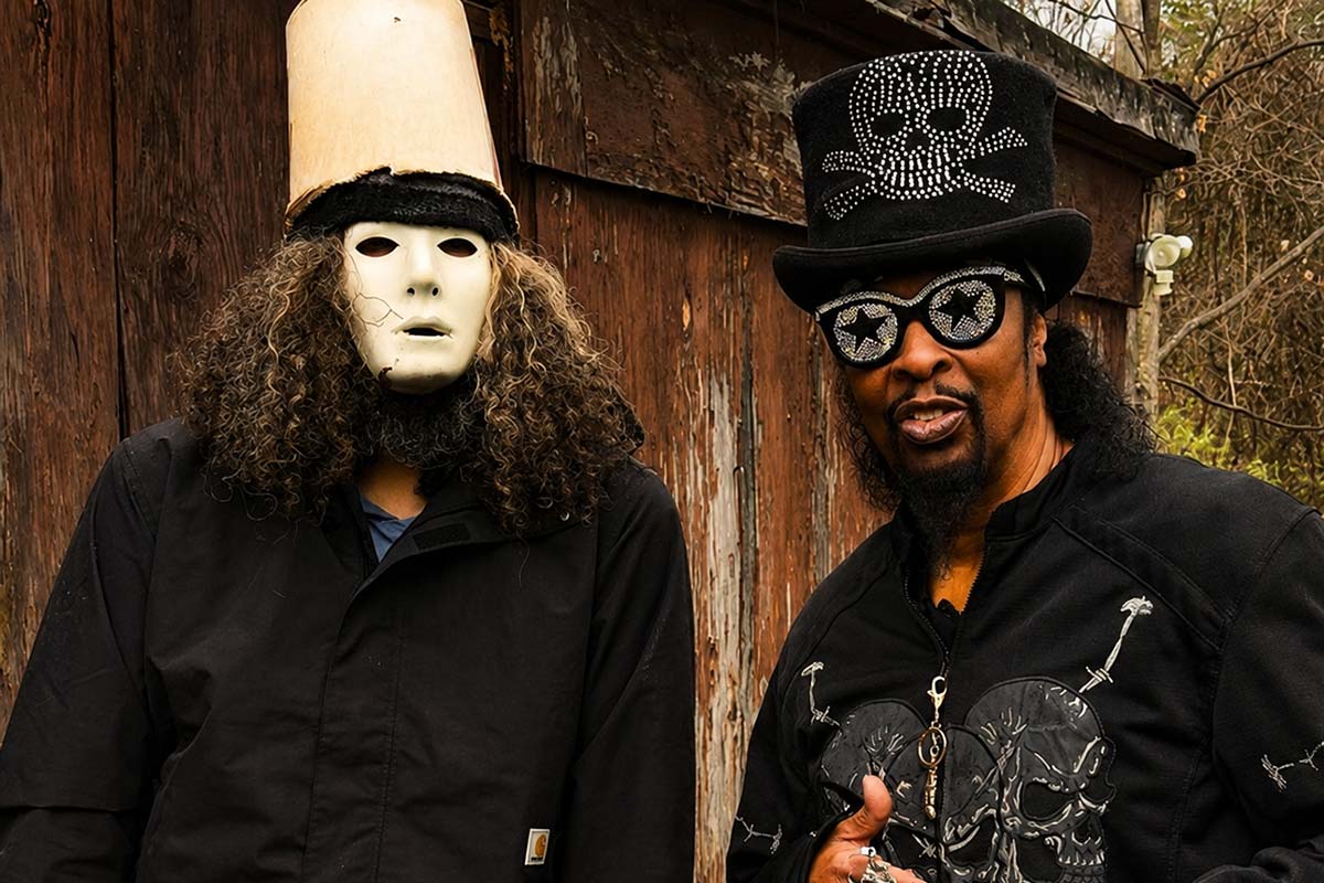 Bootsy Collins &kappa;&alpha;&iota; Buckethead &epsilon;&nu;ώ&nu;&omicron;&upsilon;&nu; &delta;&upsilon;&nu;ά&mu;&epsilon;&iota;&sigmaf; &sigma;&tau;&omicron; "Metal Health" &mu;&epsilon; &kappa;&alpha;&lambda;&epsilon;&sigma;&mu;έ&nu;&omicron;&upsilon;&sigmaf; &tau;&omicron;&upsilon;&sigmaf; Robert Trujillo &kappa;&alpha;&iota; Samuel L. Jackson