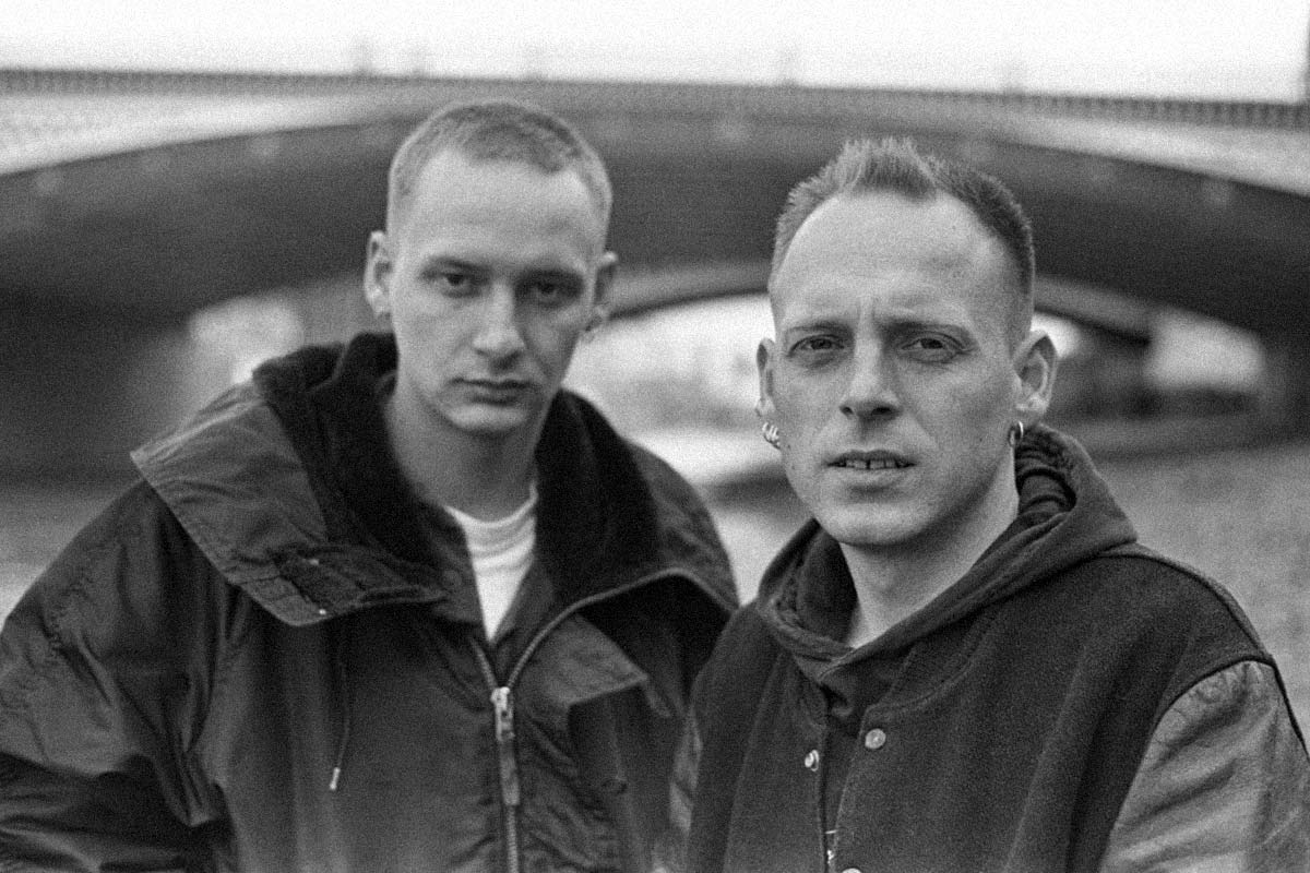 Η ιστορική εμφάνιση των Orbital στο Glastonbury του 1994 κυκλοφορεί για πρώτη φορά ολόκληρη