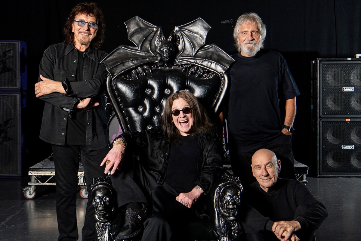 Black Sabbath: &Tau;&omicron; &pi;&rho;ώ&tau;&omicron; &epsilon;&pi;ί&sigma;&eta;&mu;&omicron; &lambda;&epsilon;ύ&kappa;&omega;&mu;ά &tau;&omicron;&upsilon;&sigmaf; &epsilon;ί&nu;&alpha;&iota; &delta;&iota;&alpha;&theta;έ&sigma;&iota;&mu;&omicron; &gamma;&iota;&alpha; pre-order