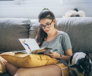Πώς η ανάγνωση παιδικών βιβλίων έχει κρατήσει ζωντανό το εσωτερικό μου παιδί