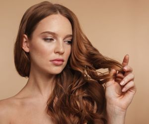 Hair Botox: Κάνε δώρο στα μαλλιά σου μια πολύτιμη θεραπεία ανανέωσης!