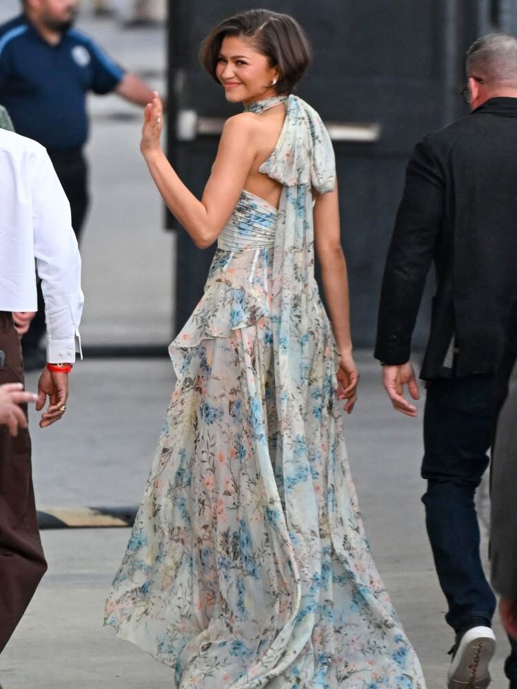 what ot wear to a summer wedding