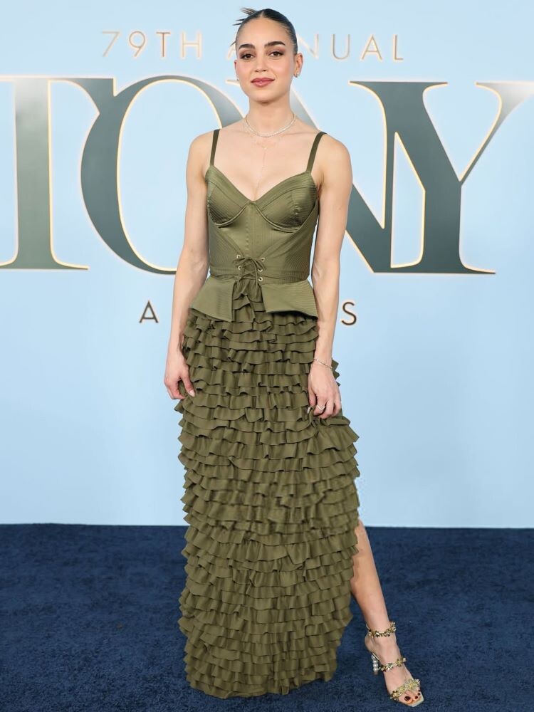 tony awards 2026 red carpet