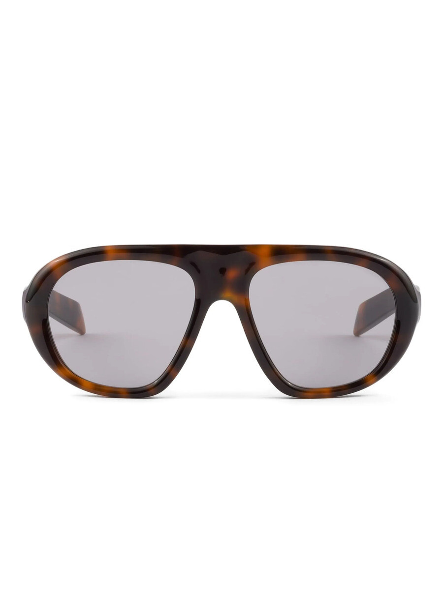 big sunglasses