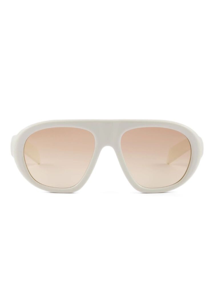 white accessories summer 26