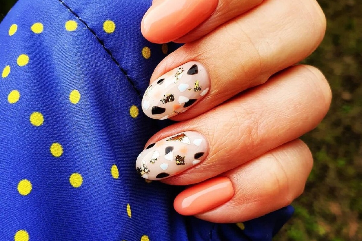 Terrazzo nails: Η τάση στα νύχια και πώς θα τη δημιουργήσεις στο σπίτι -  AllYou.gr