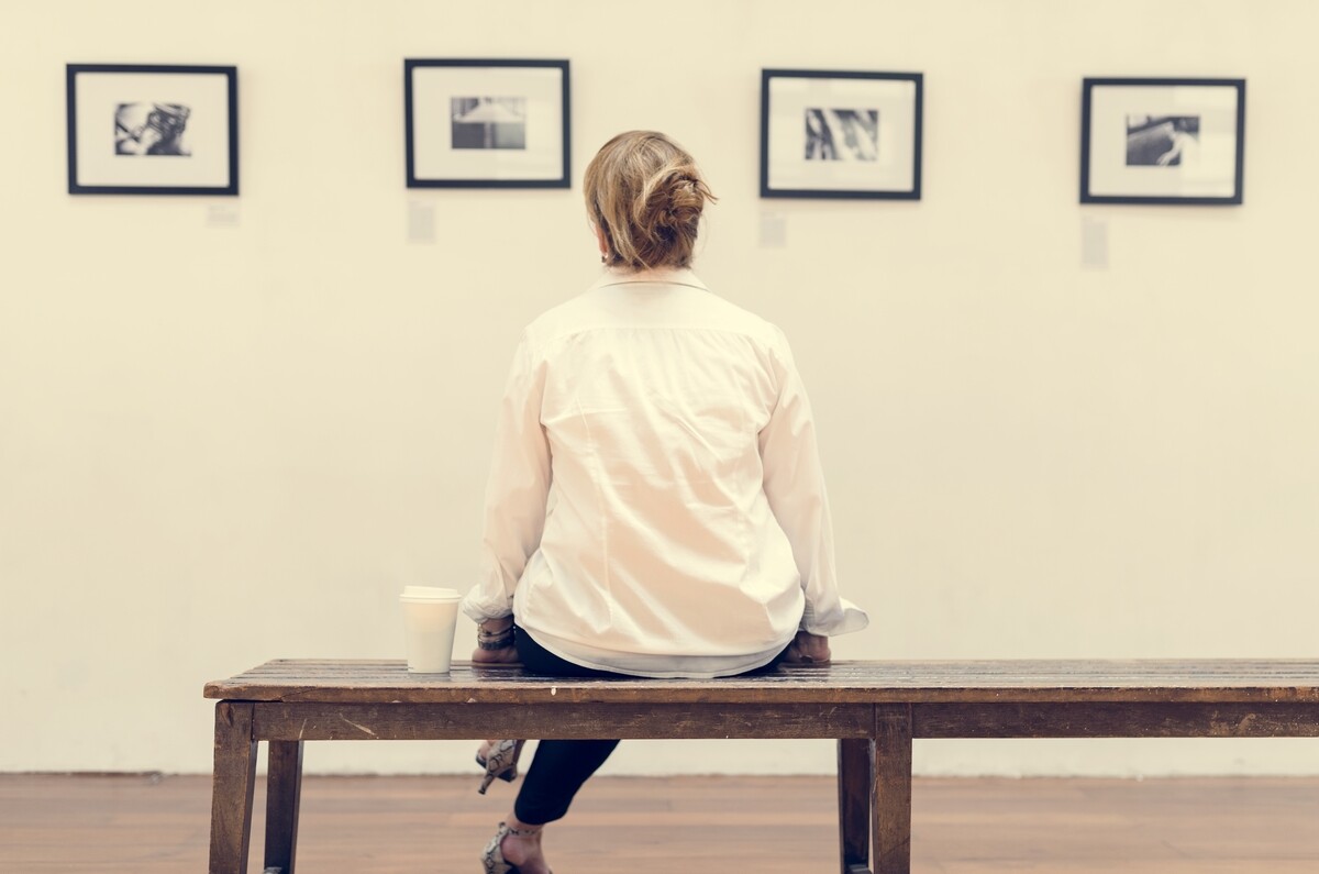 Αυτή η self-love συνήθεια κάθε Τρίτη είναι ο τρόπος μου να κάνω skip στην κρίση στα μέσα της εβδομάδας – με τη δύναμη της art therapy