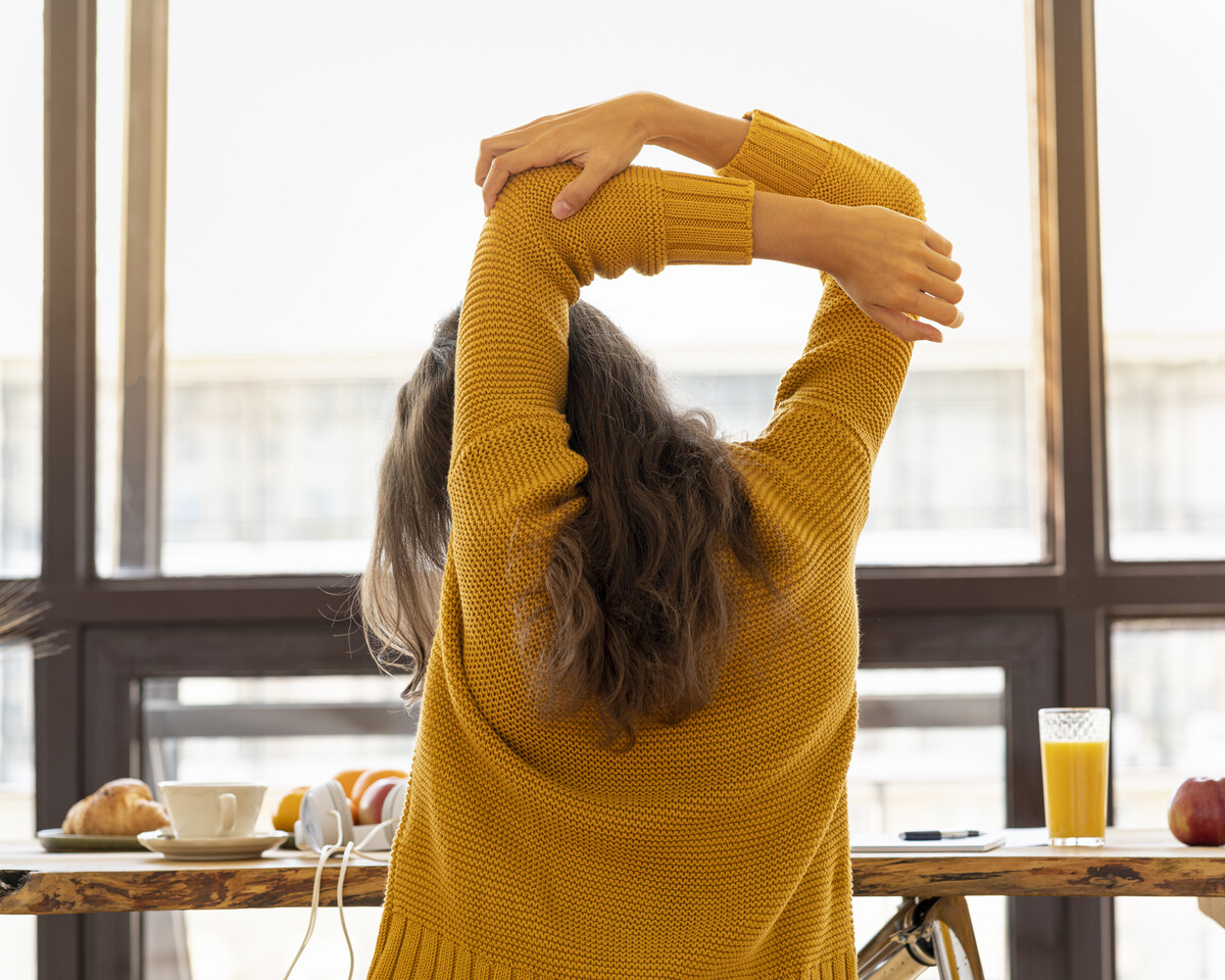 Έβαλα το stretching στην καθημερινή μου ρουτίνα και πλέον δεν νιώθω πιασμένη παντού