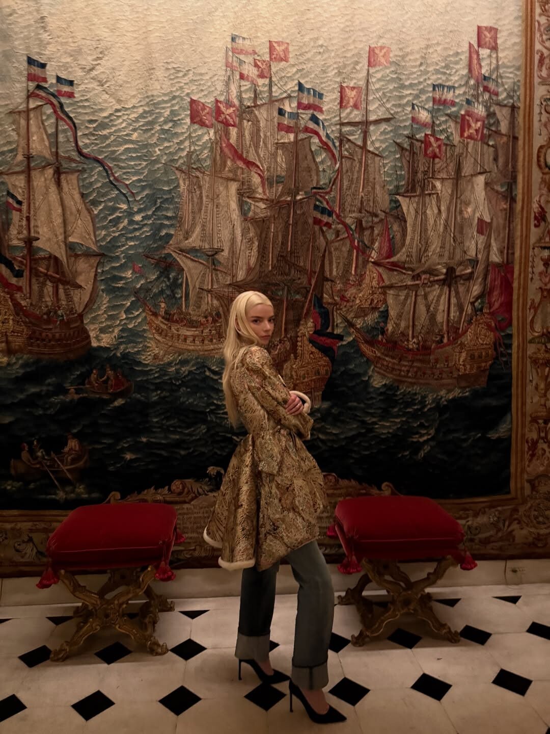 Anya Taylor-Joy: «Νιώθω ότι ανήκω πουθενά, κάτι που με κάνει να ανήκω παντού»