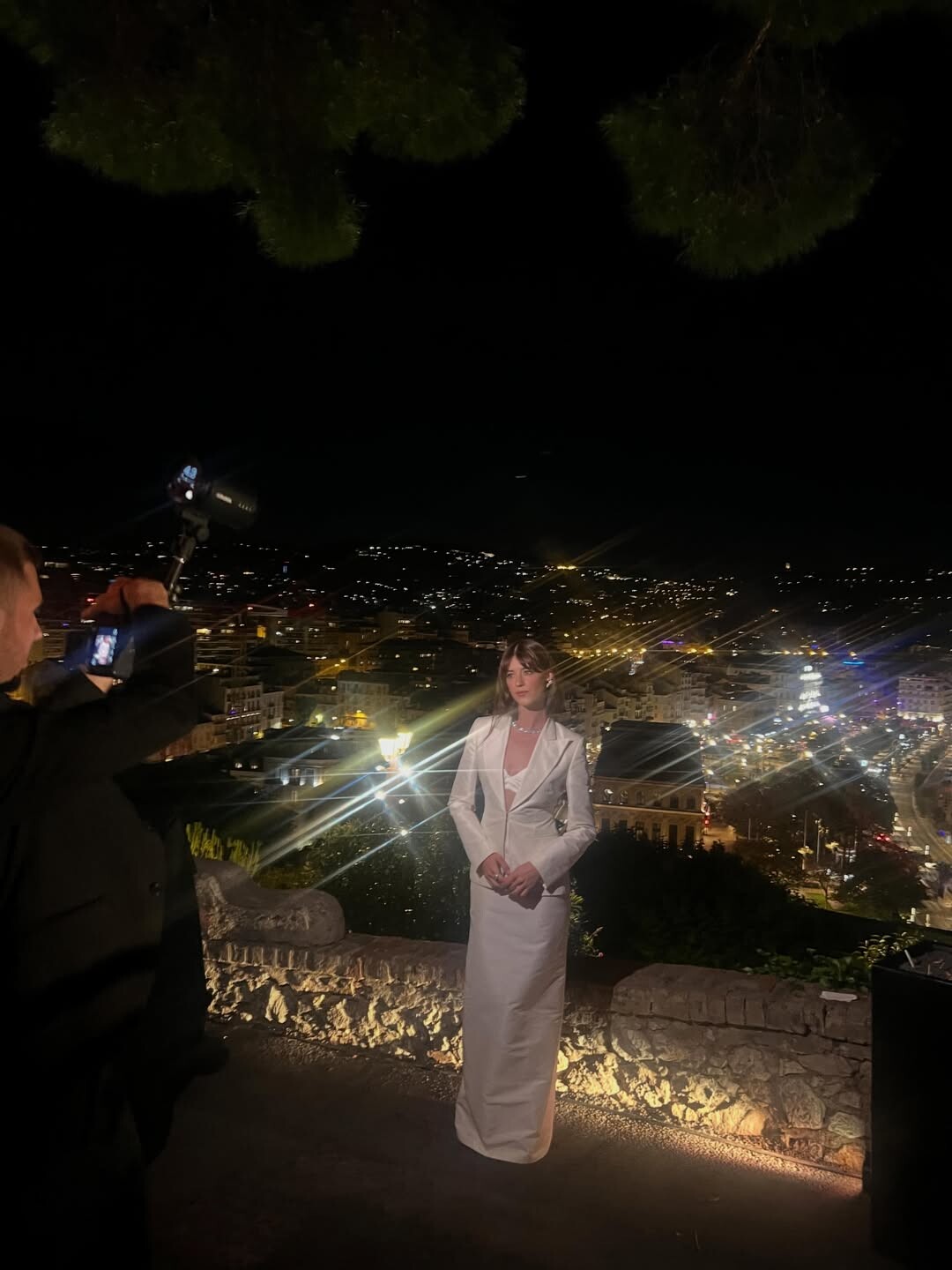 Daisy Edgar-Jones: «Όλοι μας έχουμε νιώσει σαν ξένοι κατά καιρούς. Είναι μια πολύ ανθρώπινη εμπειρία»