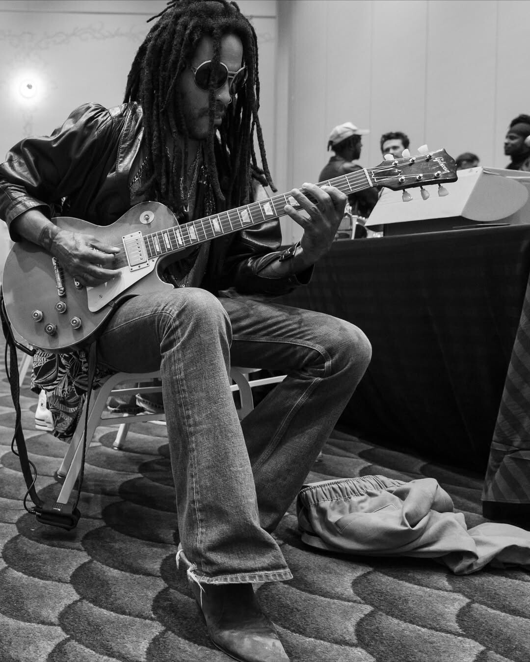 Lenny Kravitz: «Η μουσική είναι η ζωή μου, είναι μια αντανάκλαση αυτού που περνάω»