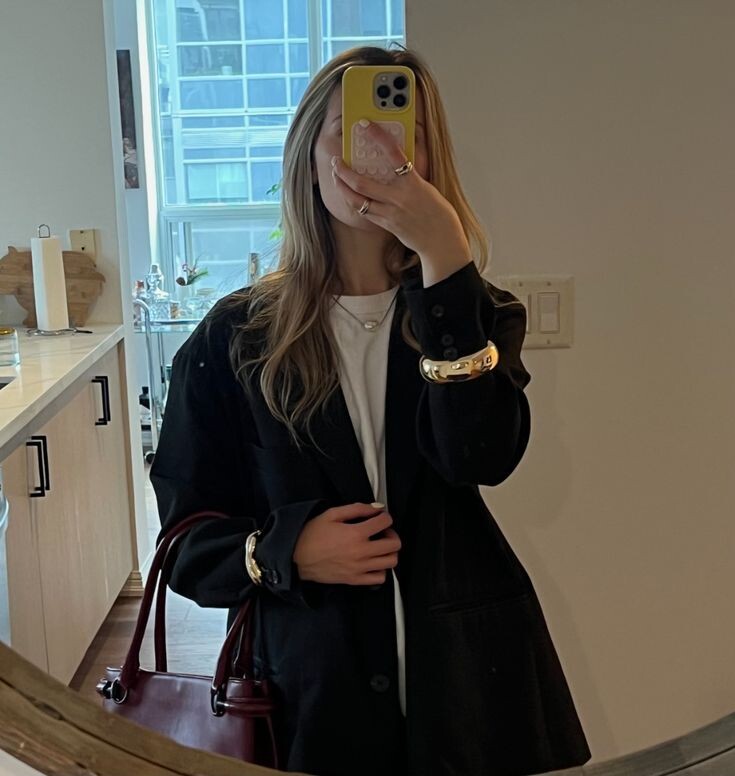 Oversized βραχιόλια