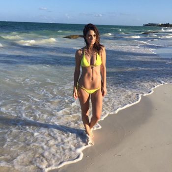 maria-menounos-in-bikini-instagram-pic-05-30-2016_1.jpg