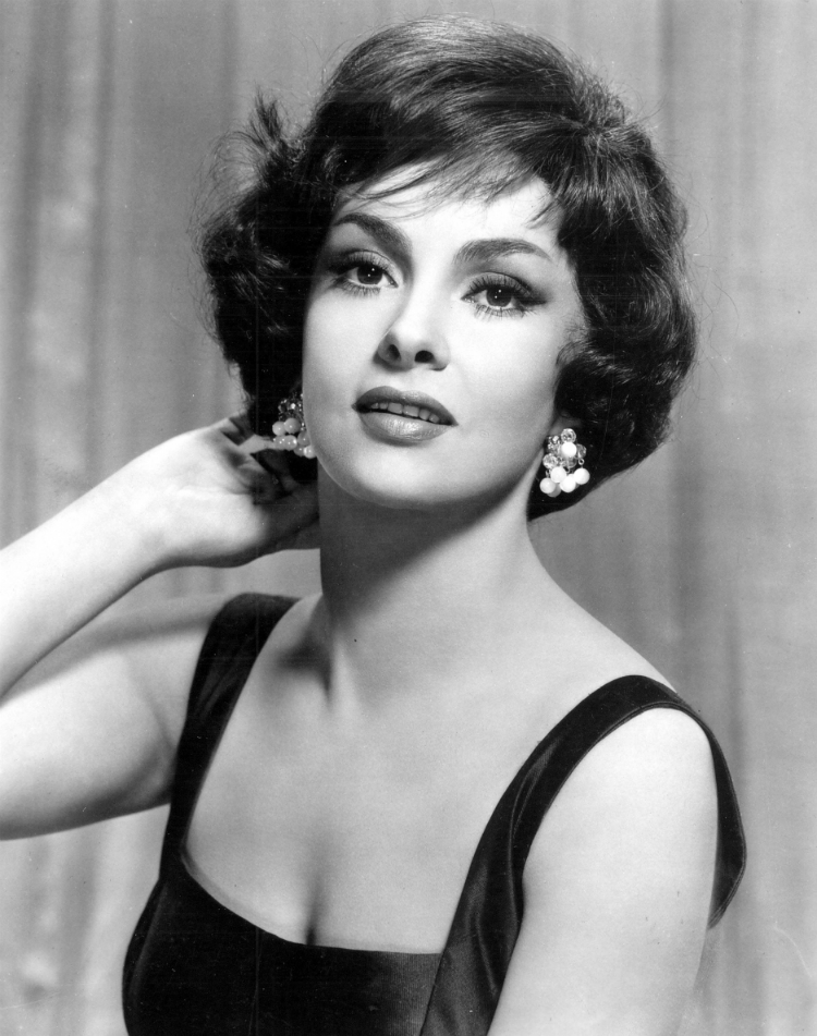 8italianbeauties_04.jpg