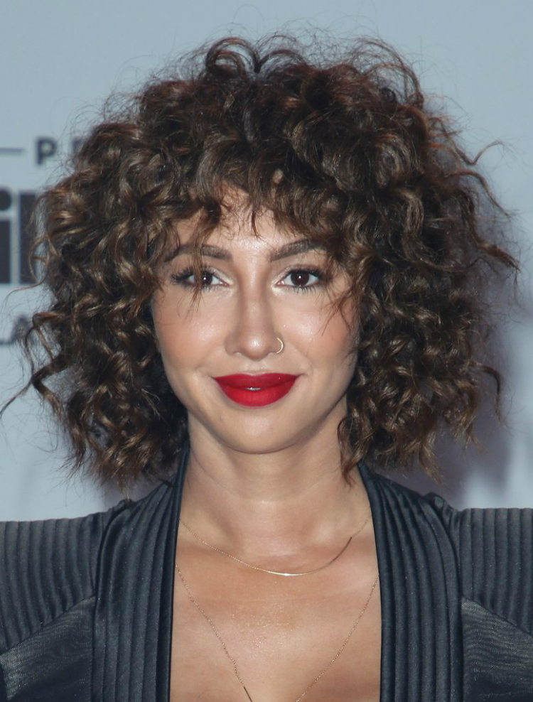 5haircuts_4_curlyhair_01.jpg