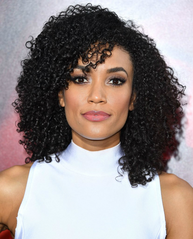 5haircuts_4_curlyhair_05.jpg