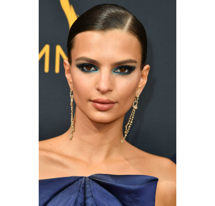 4makeuplooks-4browneyes-01.jpg