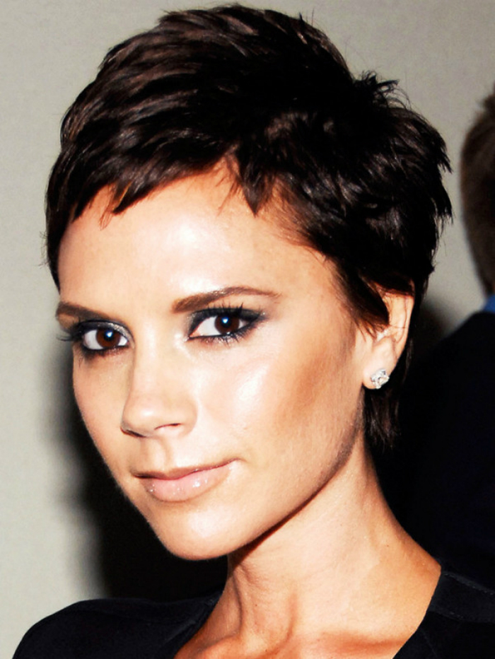 9short-haircuts-07.jpg