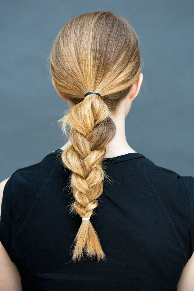 bun_knotted_2steps_01.jpg