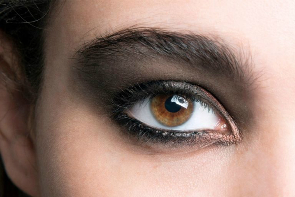 5smokeyeye_withatwist_05.jpg