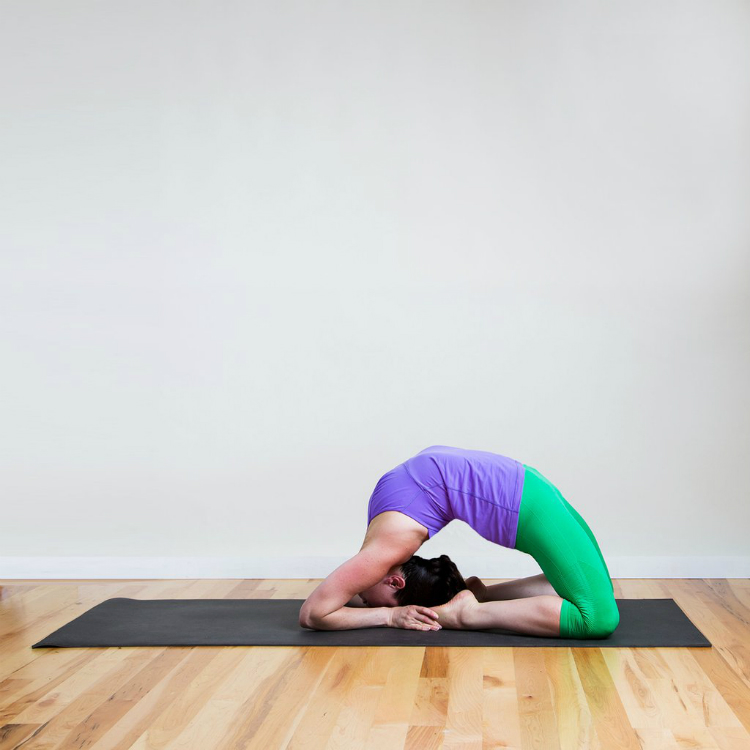 10yogaposes_02.jpg