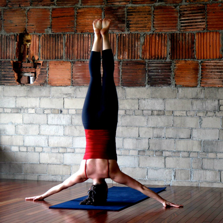 10yogaposes_03.jpg