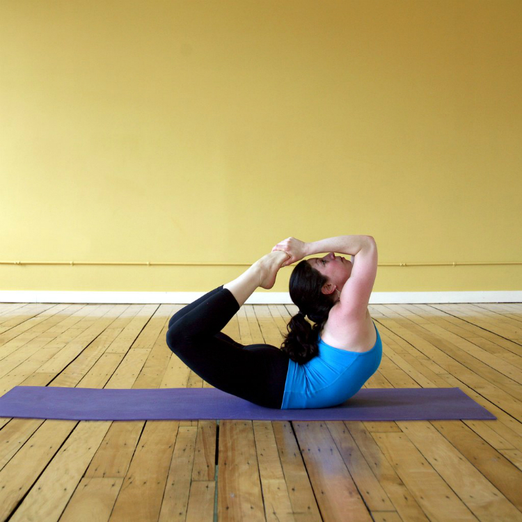 10yogaposes_05.jpg