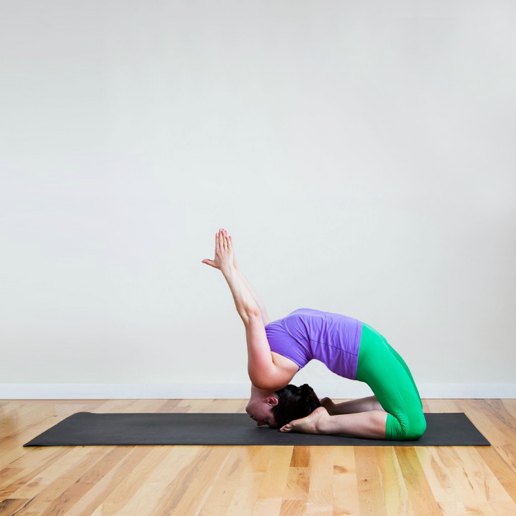10yogaposes_09.jpg