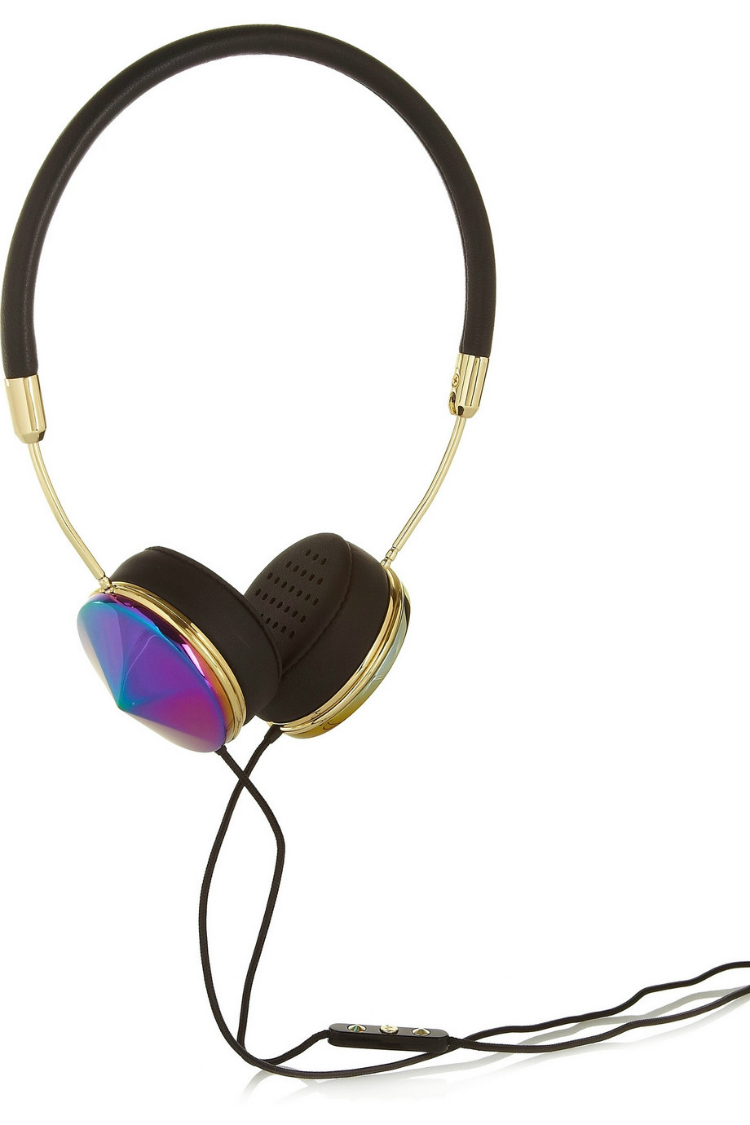 5stylishtechaccessories_05.jpg