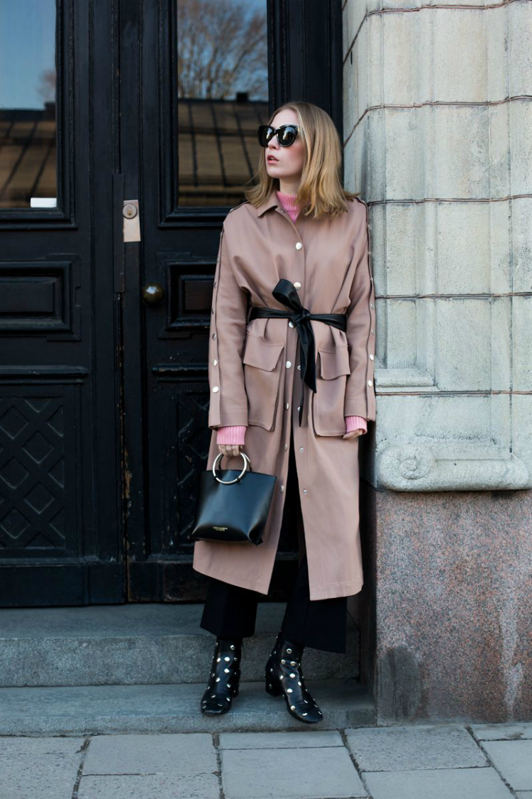 4sophisticatedways2wearpolkadots-01.jpg