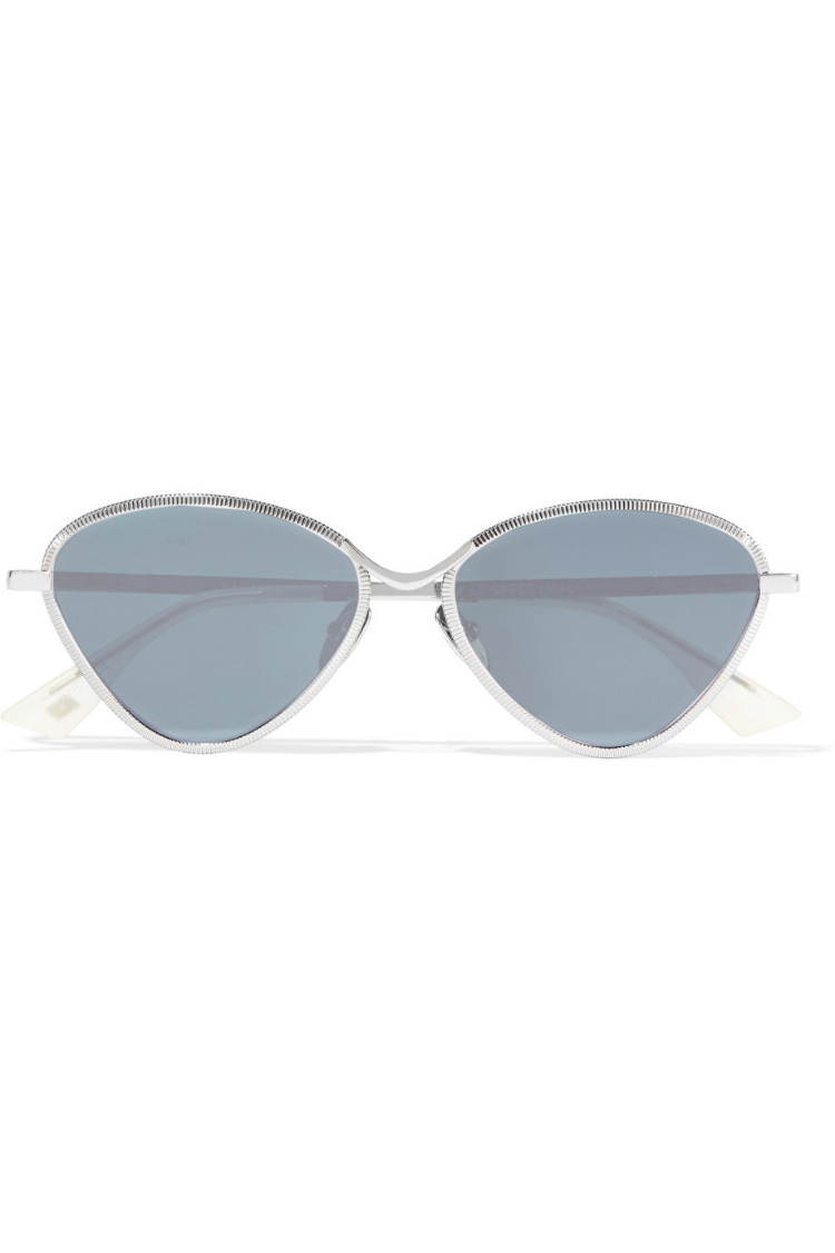 4sunglasses_4shapes_face_08.jpg