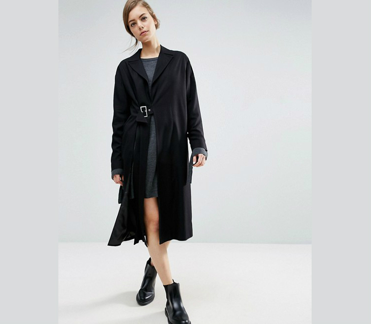 aniston_boyfriendjeans_datelook_05.jpg