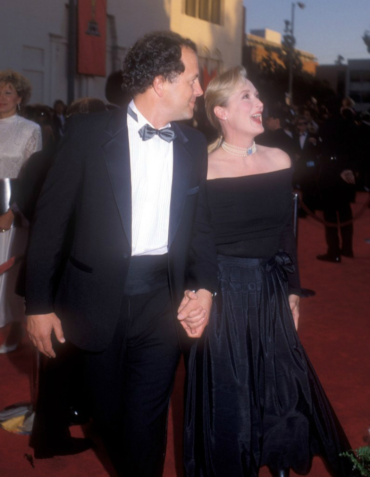 10merylstreeplooks_redcarpet_01.jpg