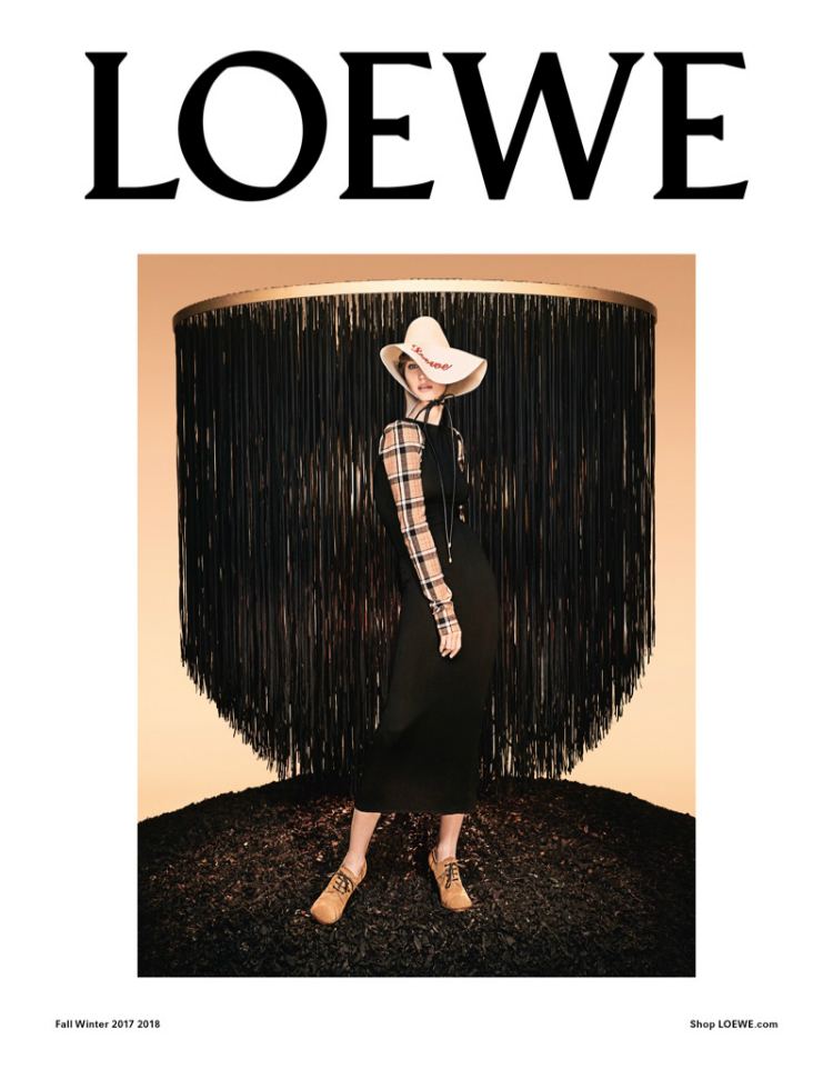 Loewe-Fall-Winter-2017-Campaign03.jpg
