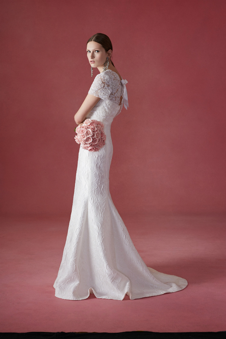 bridal_oscardelarenta_fw16_05.jpg