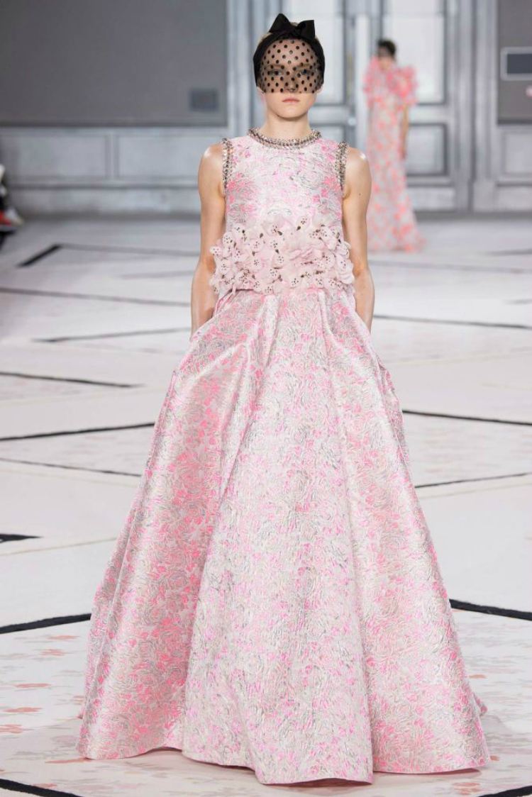 couture_gowns_3.jpg