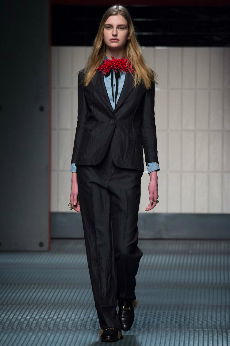 guccifall15_13.jpg