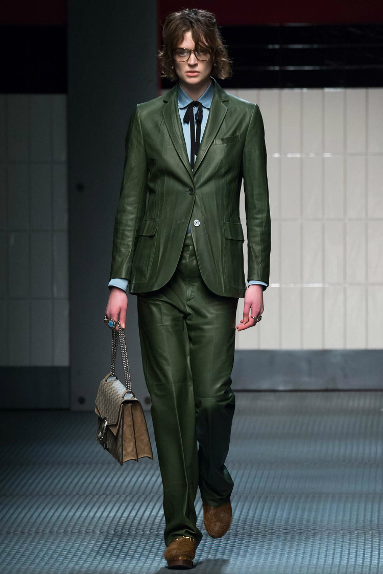 guccifall15_2.jpg
