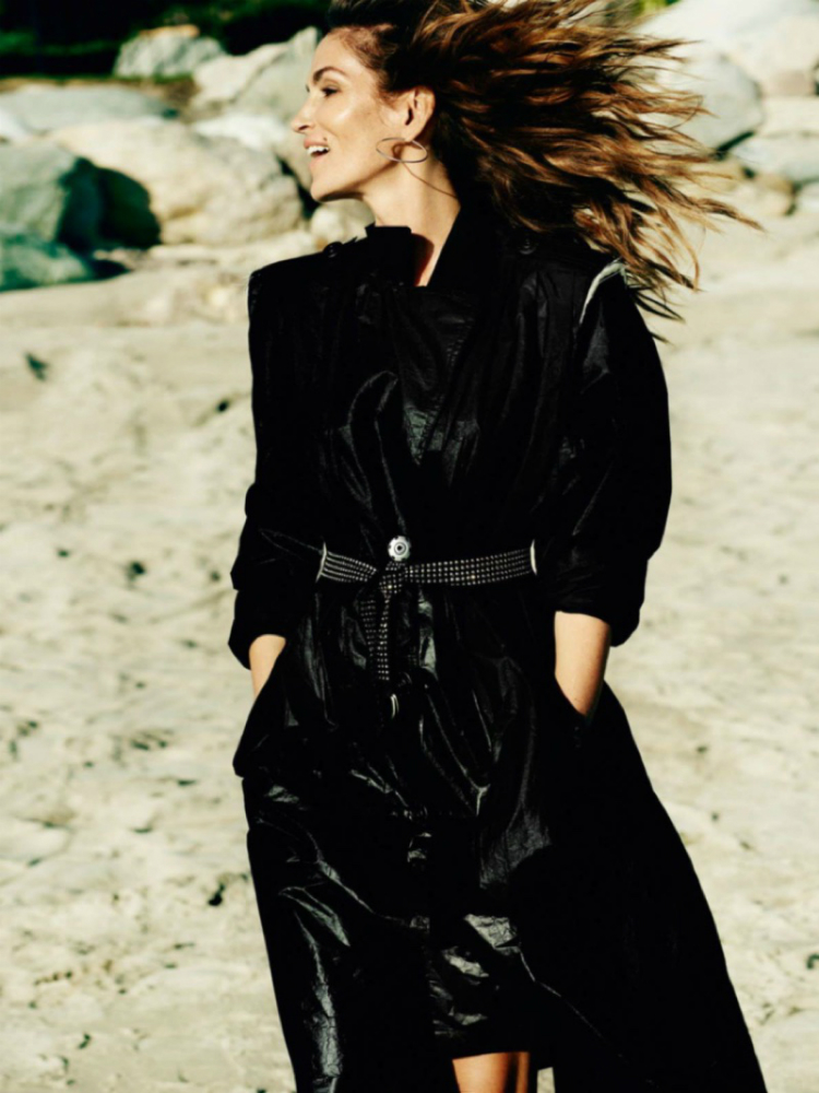 Cindy-Crawford-Kaia-Gerber-Vogue-Paris-April-2016-Cover-Photoshoot04.jpg