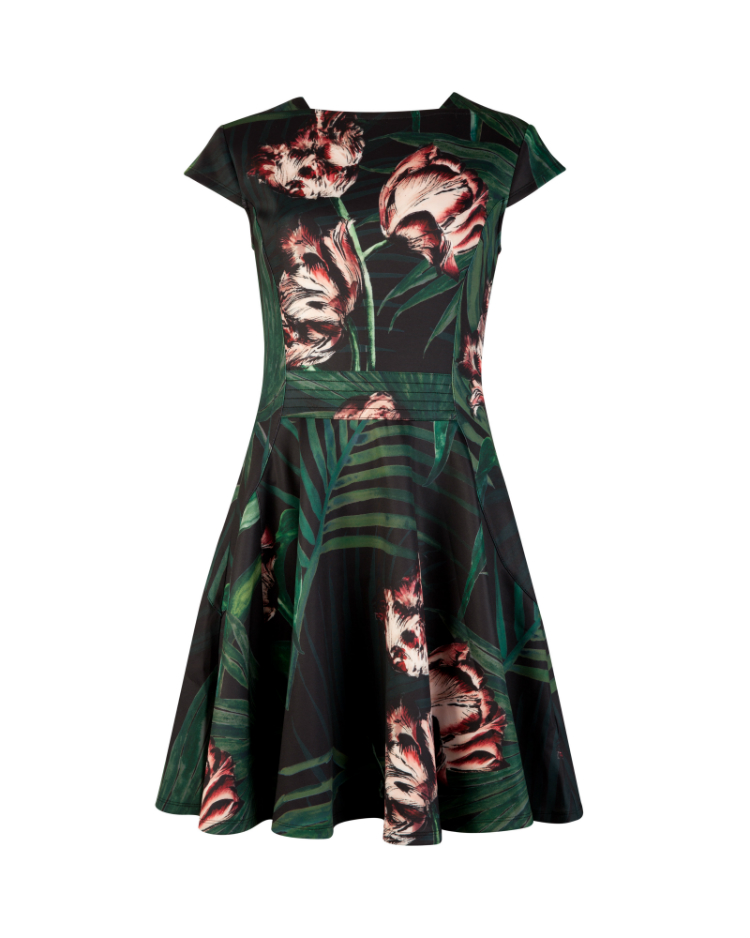tedbakerss15_13.jpg