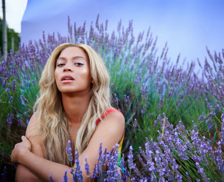 Beyonce-Beat-Magazine-Winter-2015-Cover-Pictures06.jpg