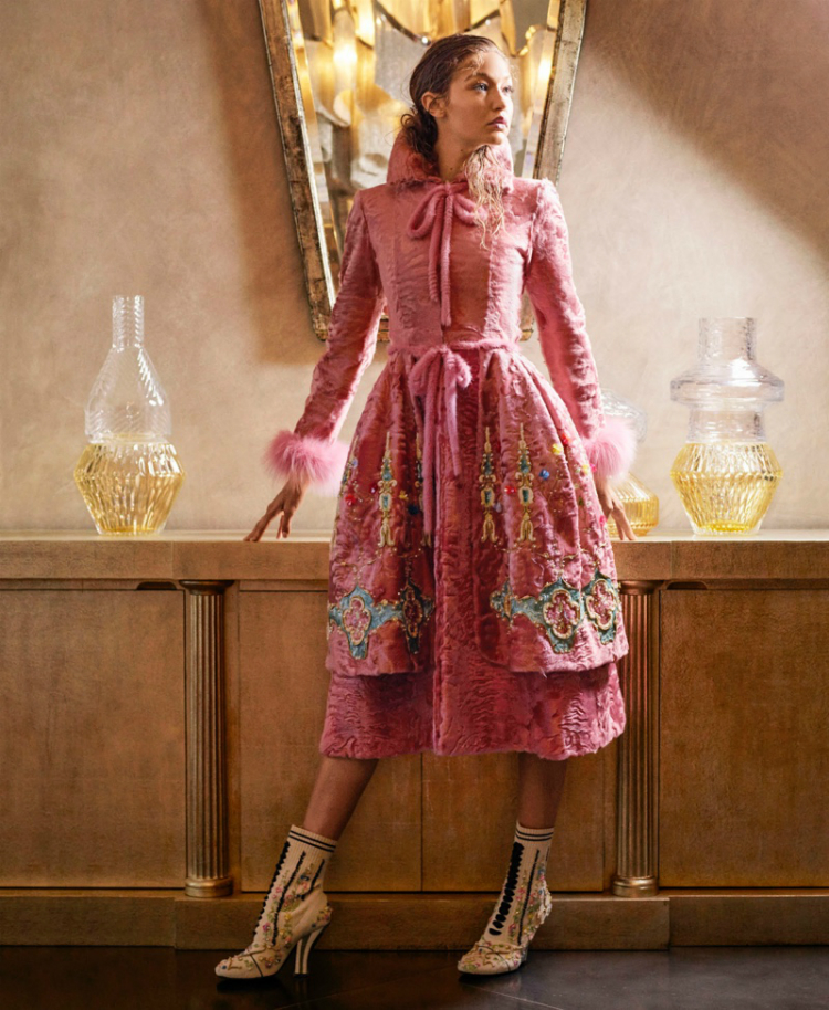 Gigi-Hadid-Fendi-Haute-Couture-Harpers-Bazaar-Editorial03.jpg