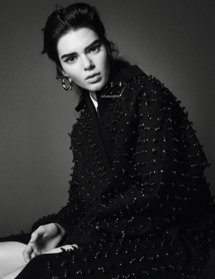 Kendall-Jenner-Vogue-Paris-October-2015-Editorial07.jpg