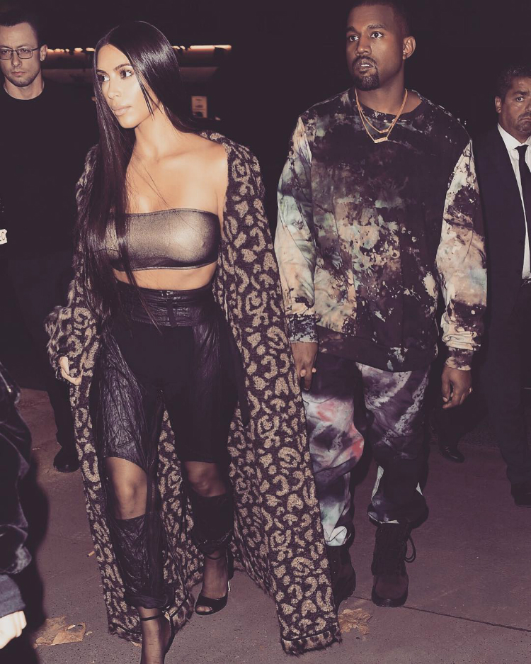 2016-10best-outfits-kimkardashian-01.jpg