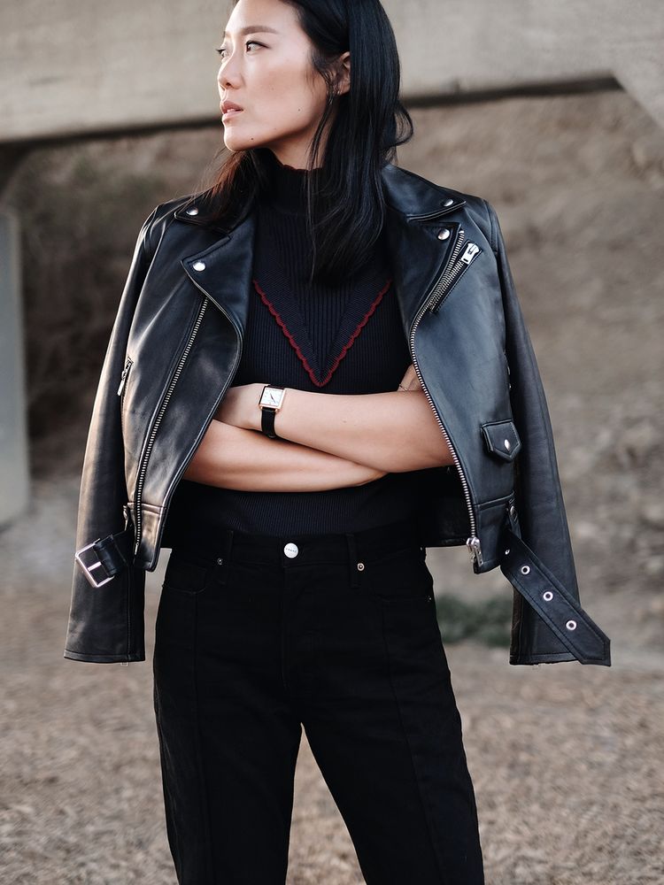 4minimalist-ways-to-wear-a-leather-jacket-01.jpg